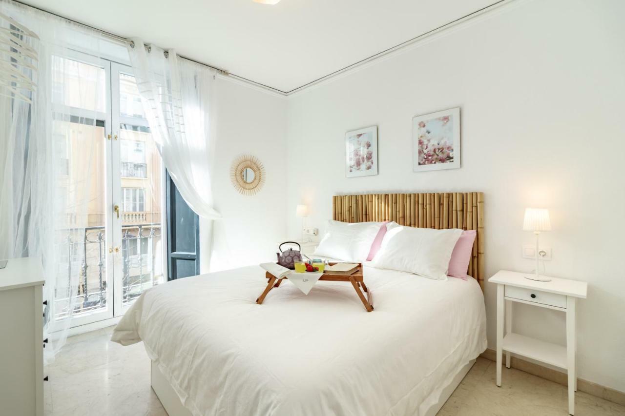 Апартаменты Gran Via Balconies Гранада Экстерьер фото
