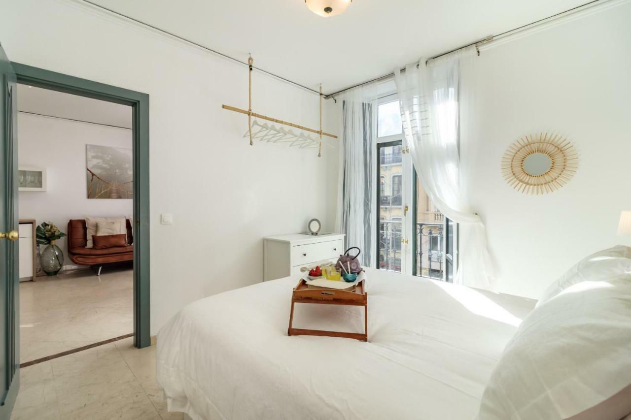 Апартаменты Gran Via Balconies Гранада Экстерьер фото
